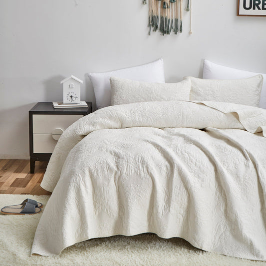 Cream Ivory Paisley Damask Stitch Matelassé Cotton Quilt Set