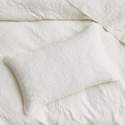 Cream Ivory Paisley Damask Stitch Matelassé Cotton Quilt Set