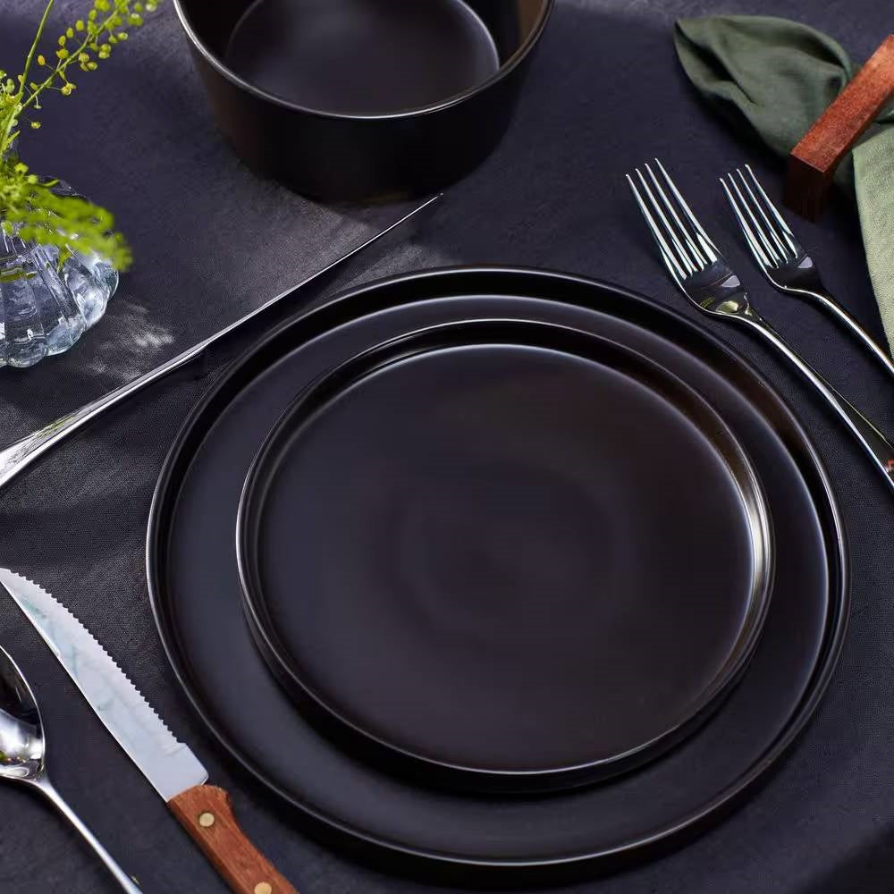 16-Piece Stoneware Dinnerware Set, Black