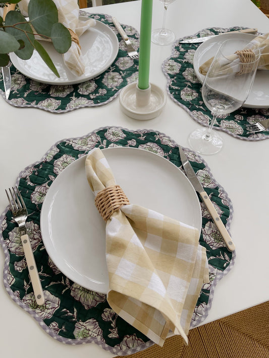 Quilted Scalloped Placemats