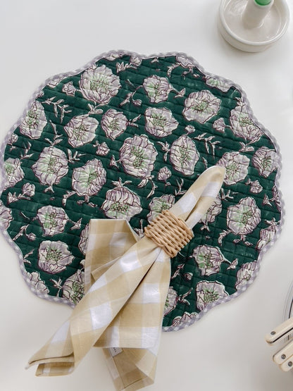 Quilted Scalloped Placemats