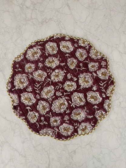 Quilted Scalloped Placemats