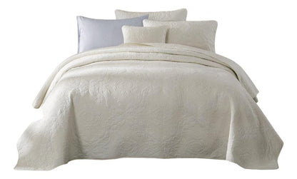 Cream Ivory Paisley Damask Stitch Matelassé Cotton Quilt Set