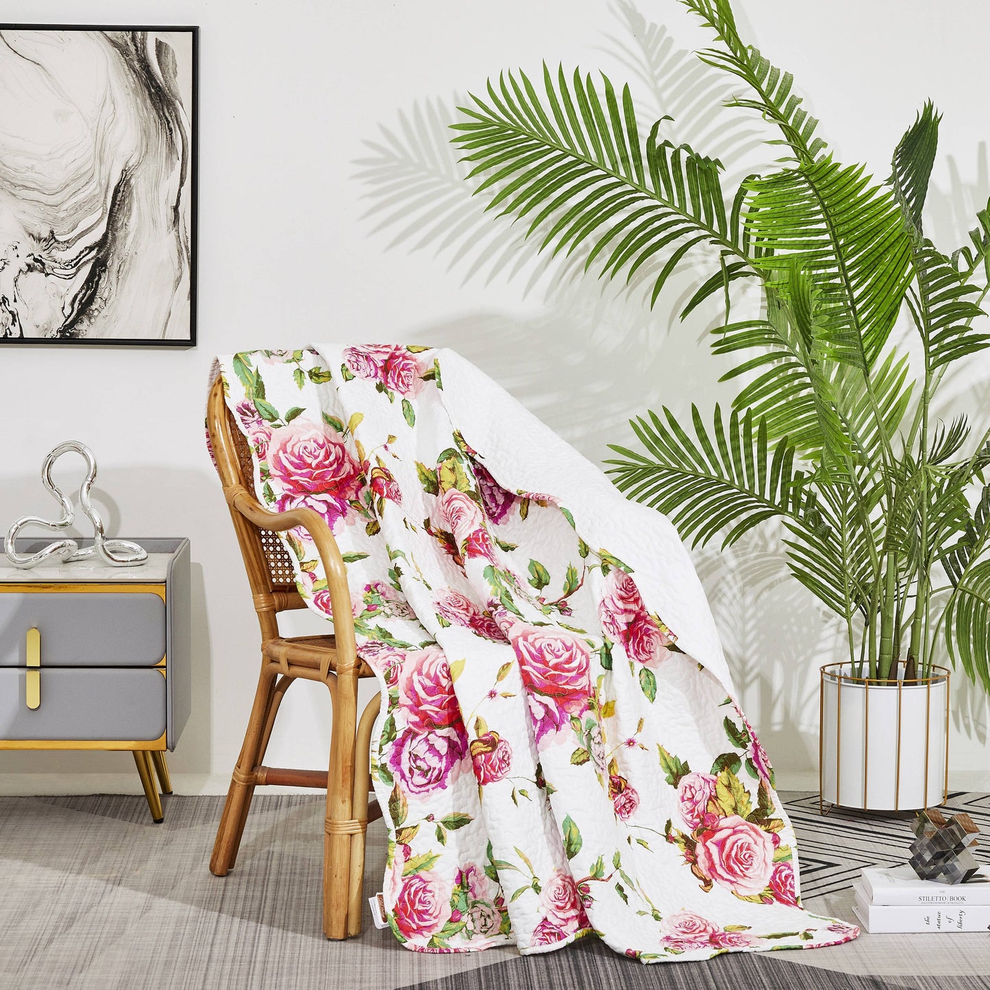 Roses Floral, quilted Throw Blanket - 50 x 60"